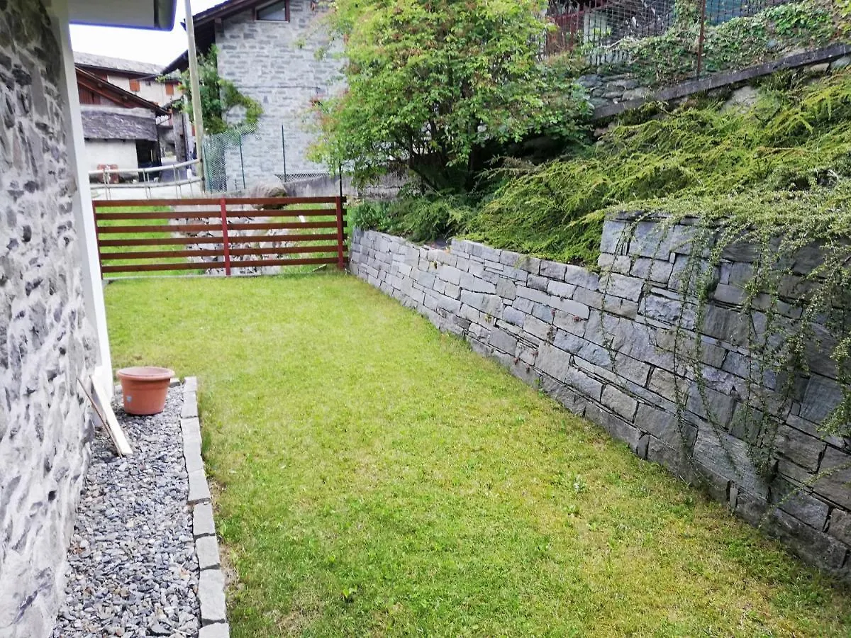 Villa Irma Chiesa in Valmalenco Apartment